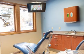 treatment room at Downriver Smiles